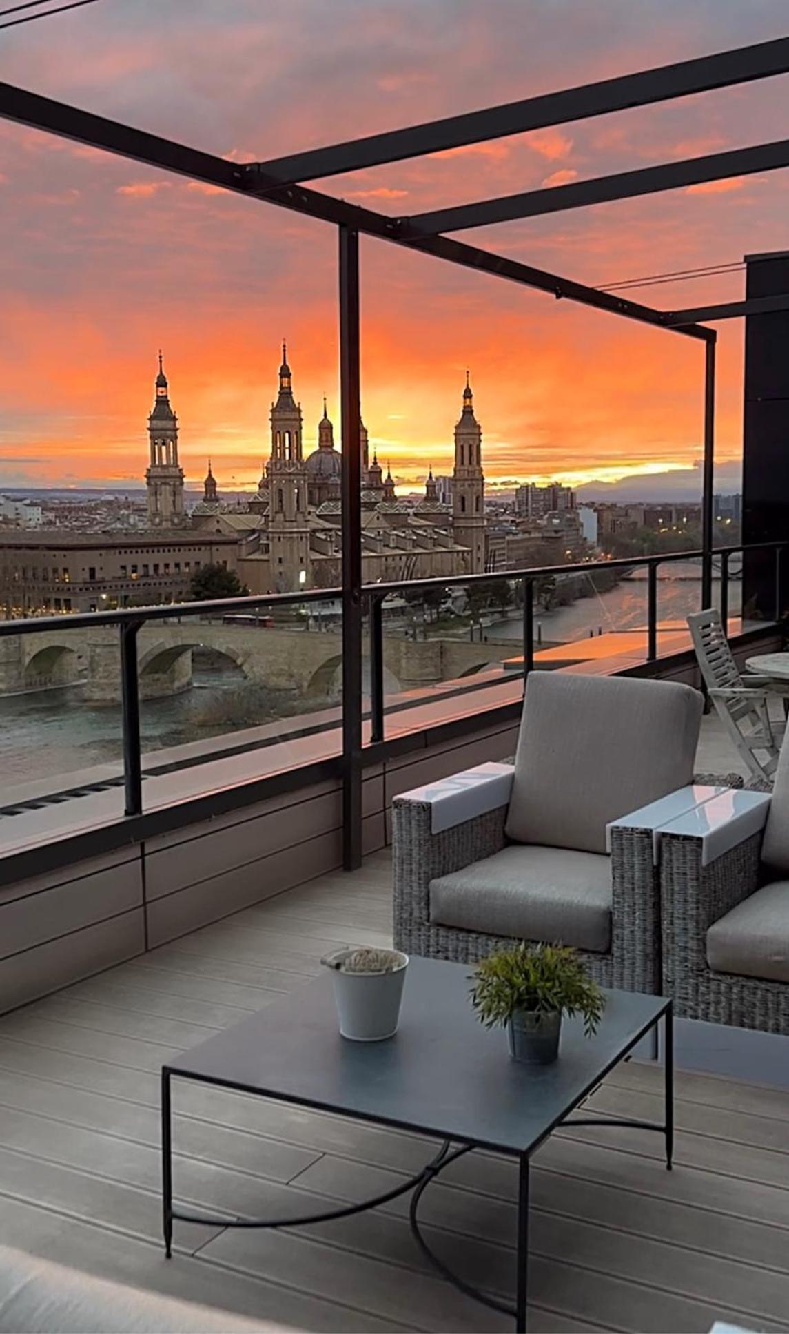 Atico Mejores Vistas Al Pilar Jacuzzi Y Garaje Zaragoza Luaran gambar